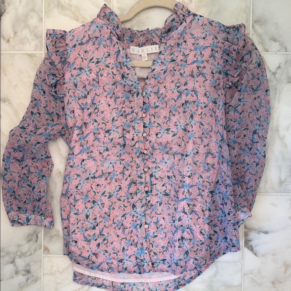 Karlie Floral Ruffle Sleeve Blouse in Pink and Blue